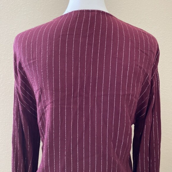 Juicy Couture Tie Front Faux Wrap Top Small Bell Sleeves Wine Matallic Holiday - Picture 5 of 12